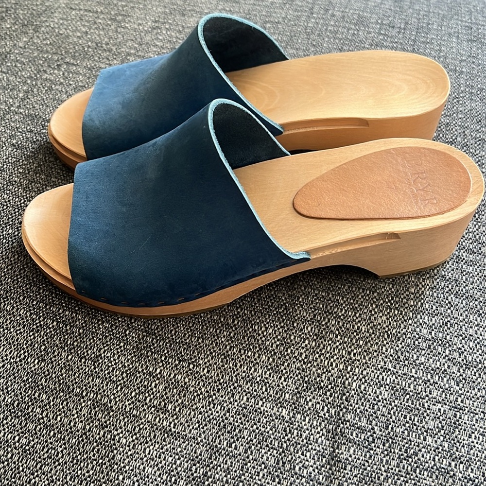 Bryr Worker Slides - Picture 4 of 5